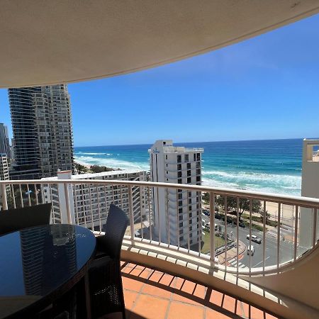 Stunning 2 bedroom Ocean View Apartment Gold Coast Buitenkant foto