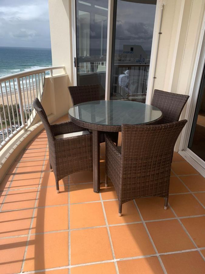 Stunning 2 bedroom Ocean View Apartment Gold Coast Buitenkant foto